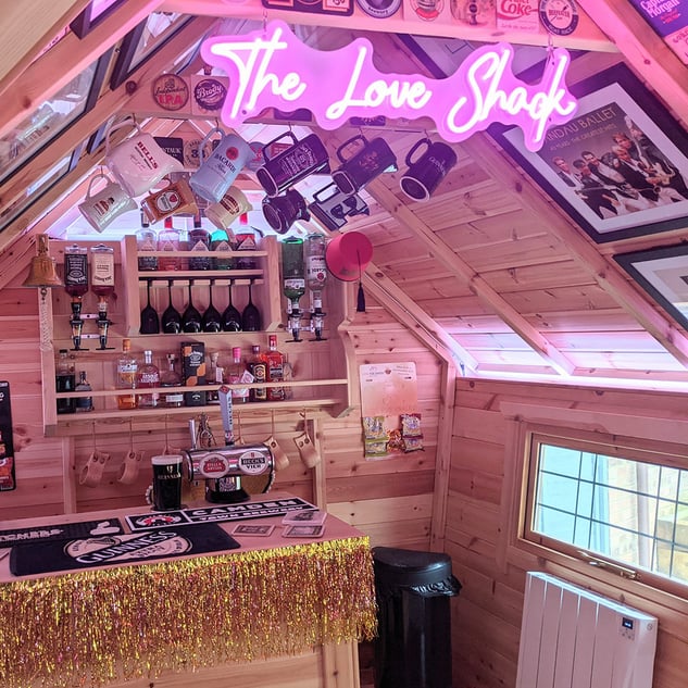 arctic bar the love shack