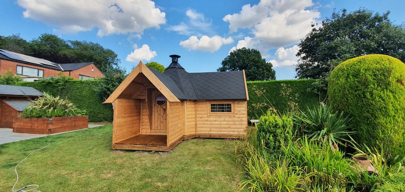 External shot of an Arctic Garden Bar with porch