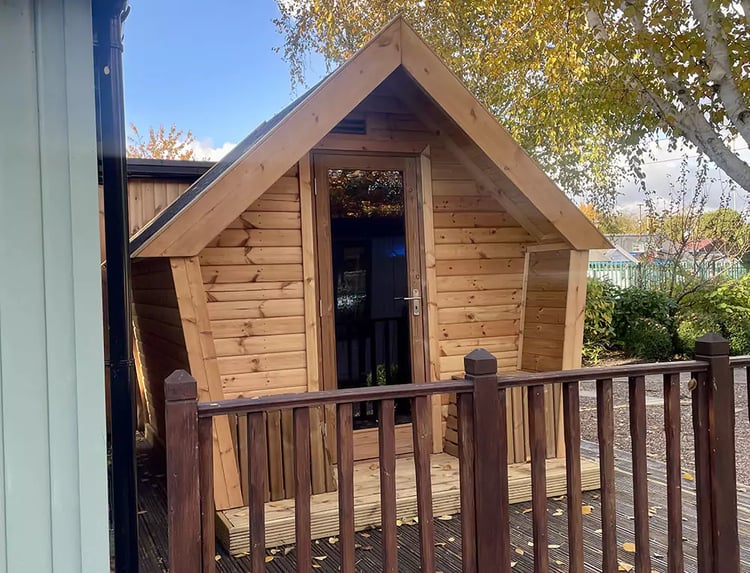 outdoor sauna cabin