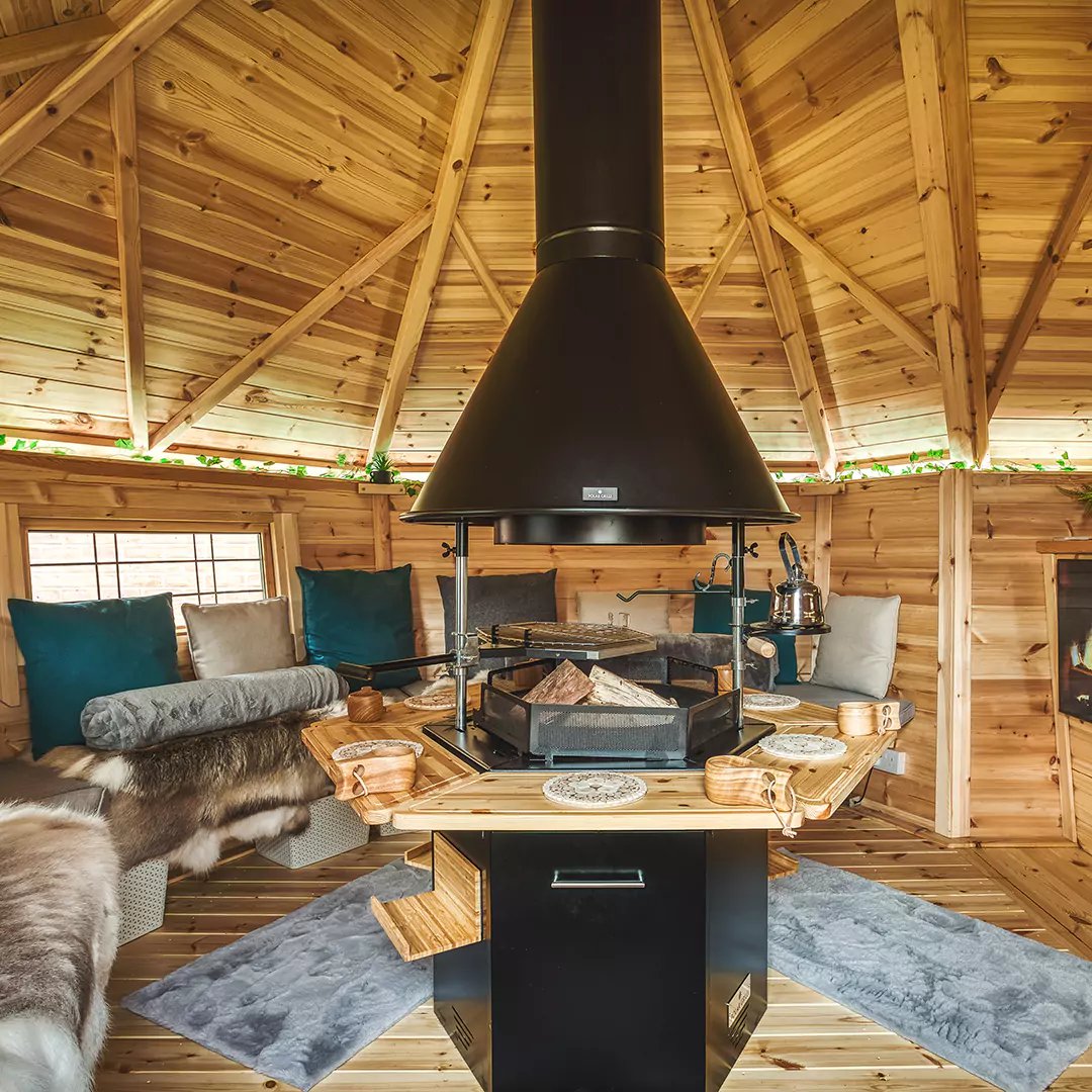 arctic cabins bbq hut for year round entertaining
