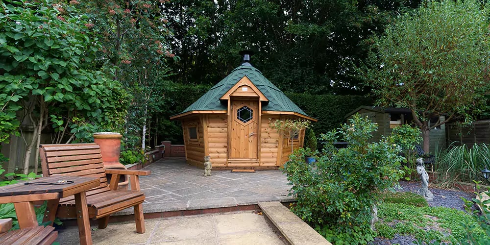bbq cabin on slabbed patio area